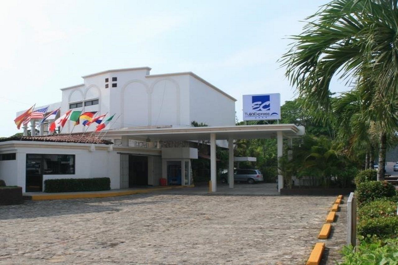Hotel Tulija Palenque Exteriör bild